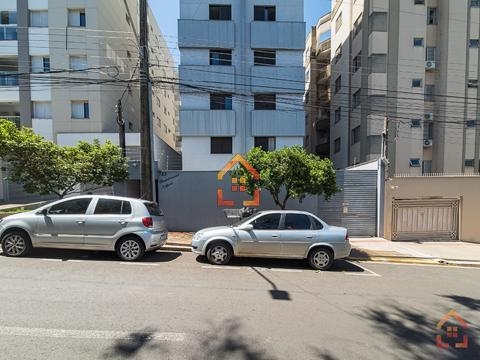 Apartamento para locação no Ed. Napoli,com 39 m², 1 suíte por R$950,00 - Vila Larsen 1, Londrina Pr