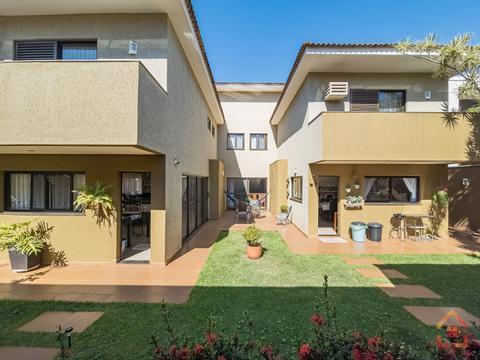 Casa com 4 dormitórios para locação no Condomínio Alphaville, 550 m² por R$ 13.900,00/ mês - Londrina - PR